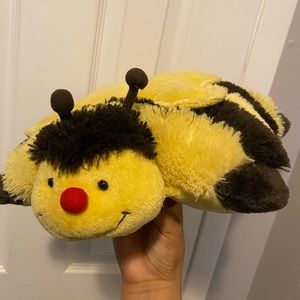 Pillow pet pee-wee bumble bee
